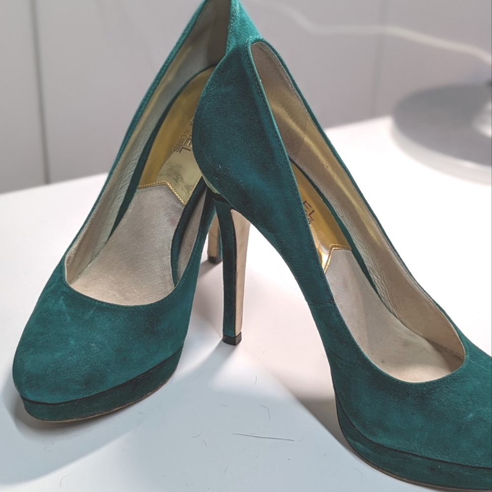 Michael Kors Teal Suede Stiletto Pumps